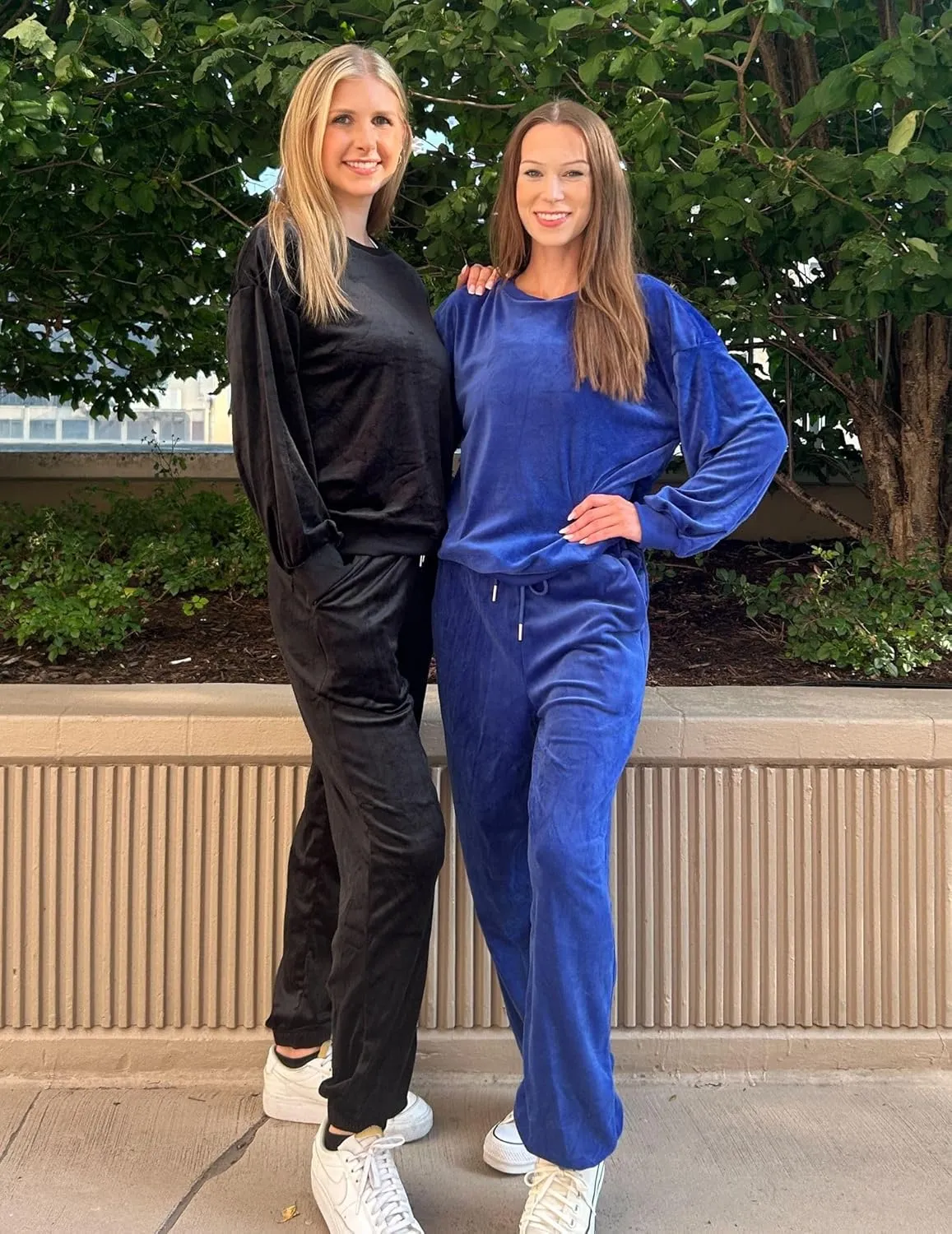 Beyove Women Velour Sweatsuits 2 Piece Tracksuit Sets with Pockets Sweatshirt & Sweatpants Leisure Jogger Outfits S-XXL