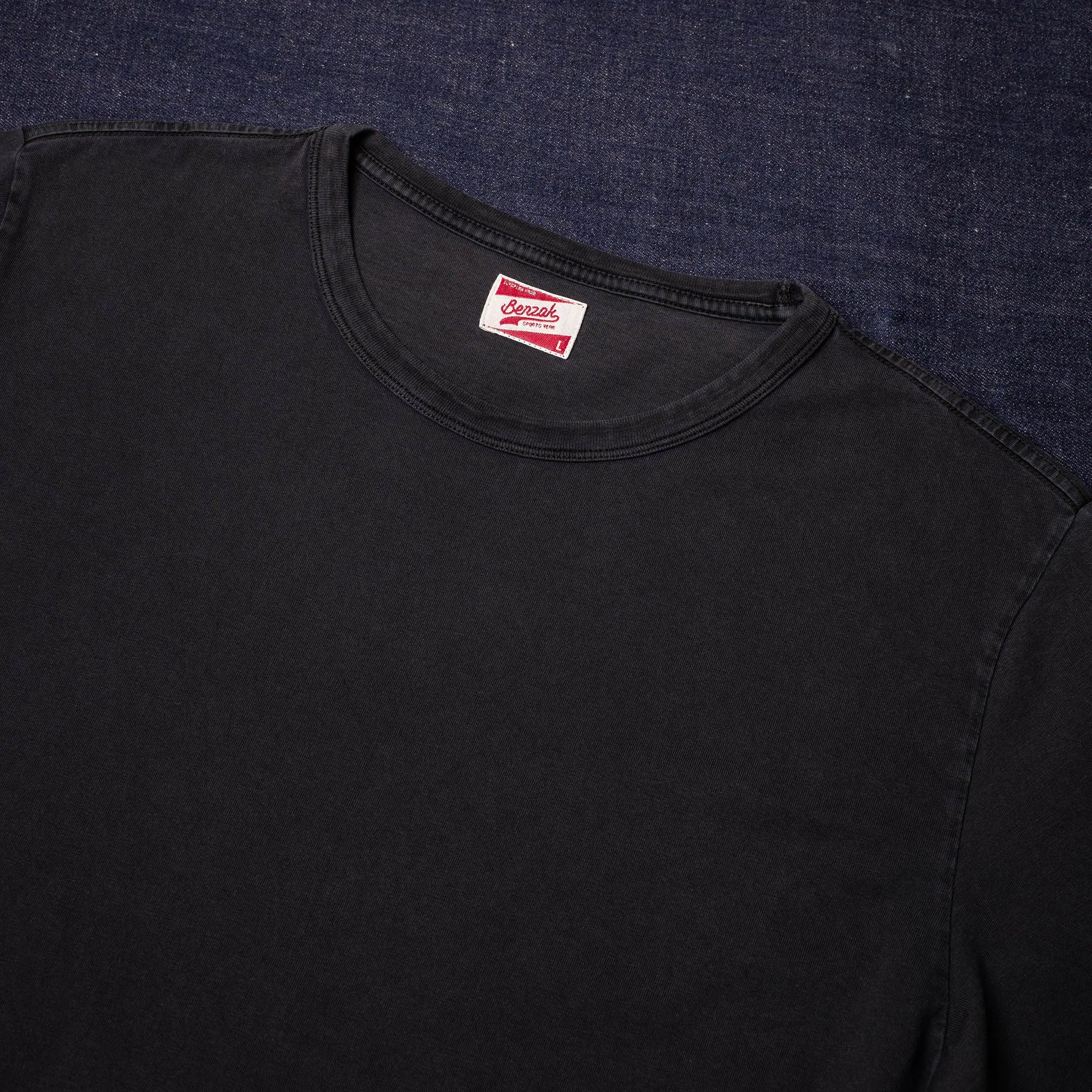 BT-08 CLASSIC TEE graphite black compact jersey