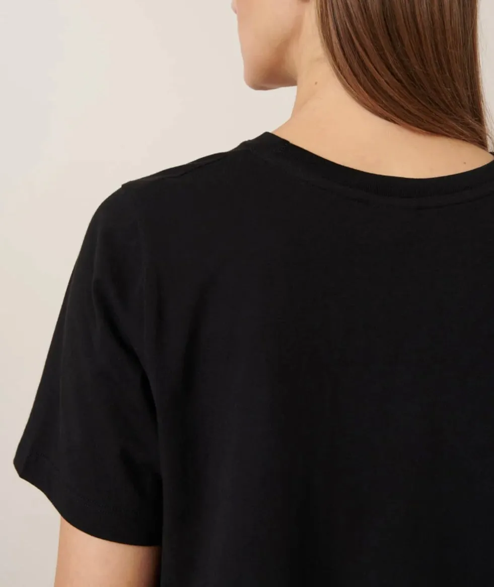 Classic A-Line Tee in Black | Kowtow