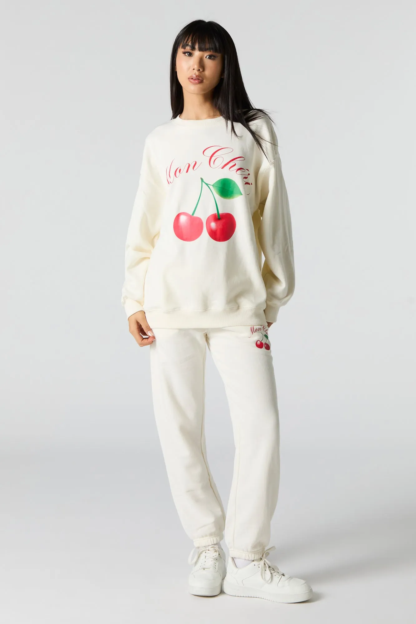 Cutesy Graphic Fleece Sweatshirt