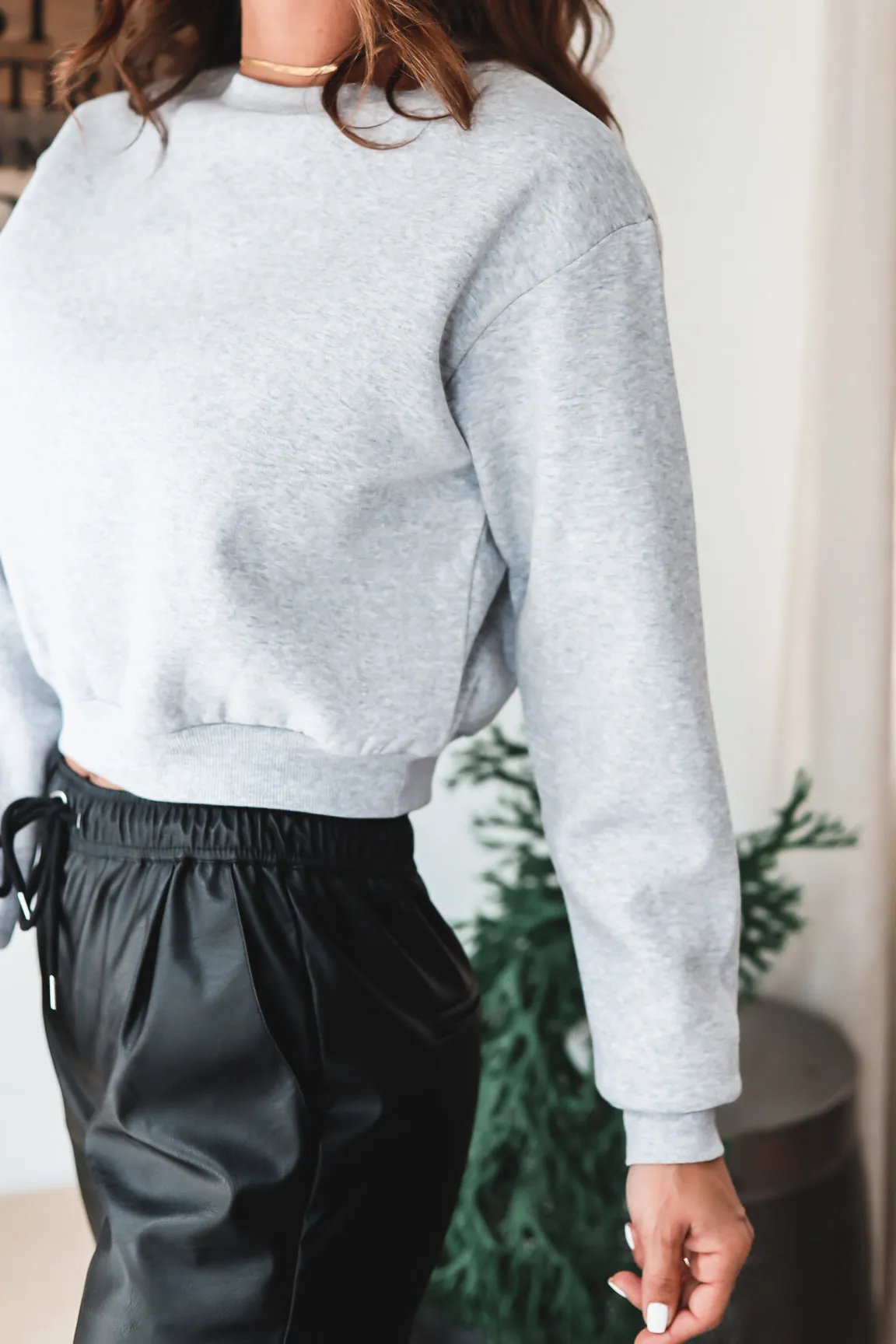 Katie Cropped Sweatshirt