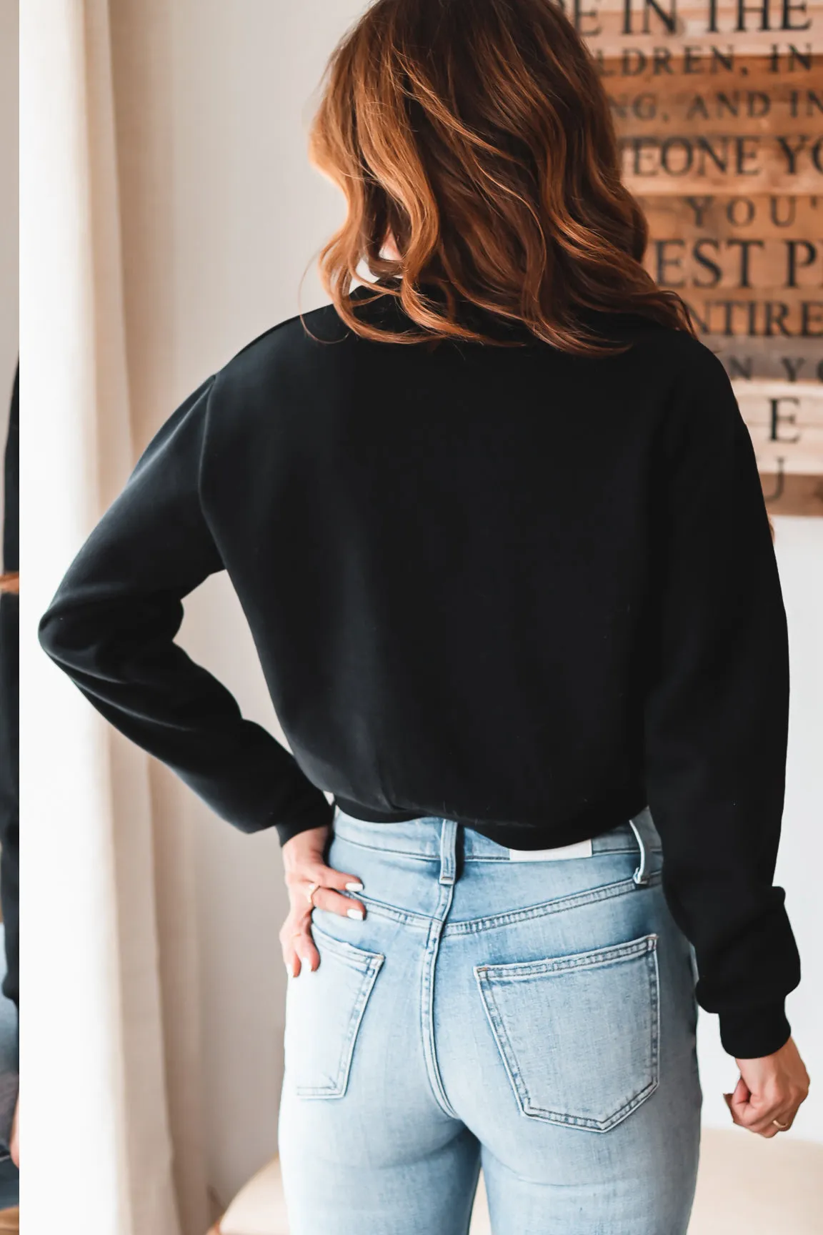 Katie Cropped Sweatshirt