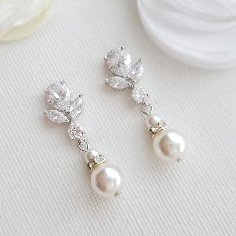 Pearl Bridal Earrings Silver- Nicole