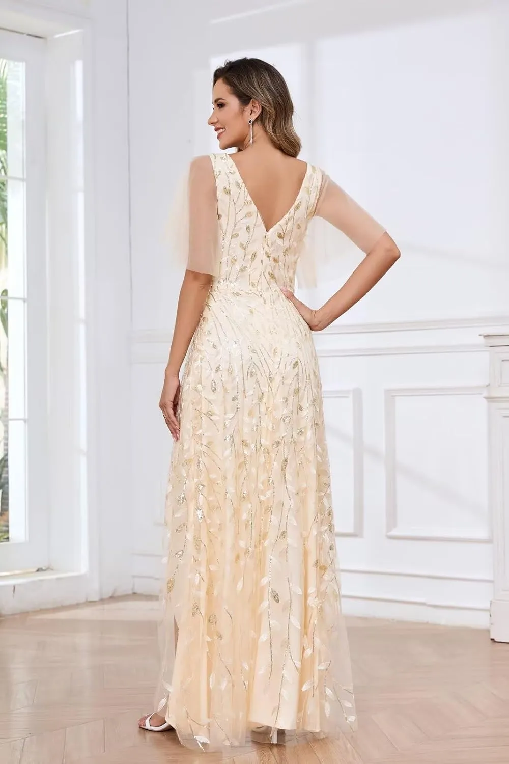 V Neck Sequin Mother of The Bride Dresses for Women Long Tulle Mermaid Formal Evening Dress with Sleeves