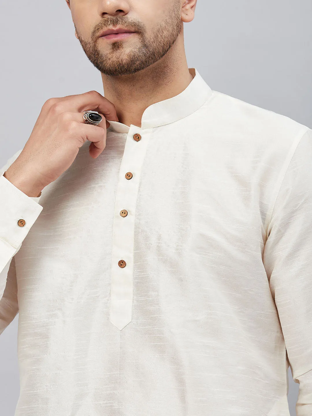 VASTRAMAY Men's Cream Silk Kurta Set
