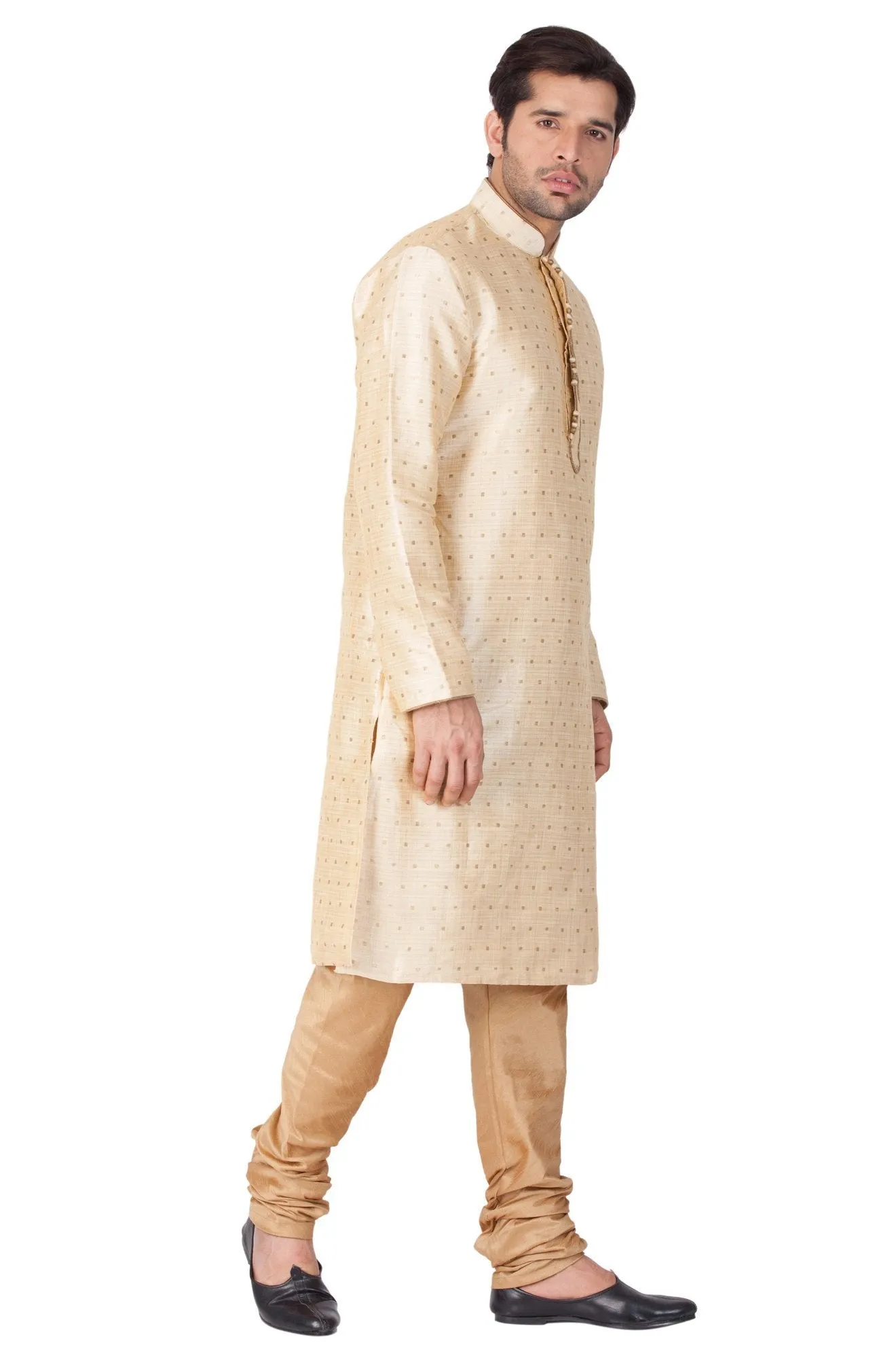 VASTRAMAY Men's Gold Zari Kurta Set