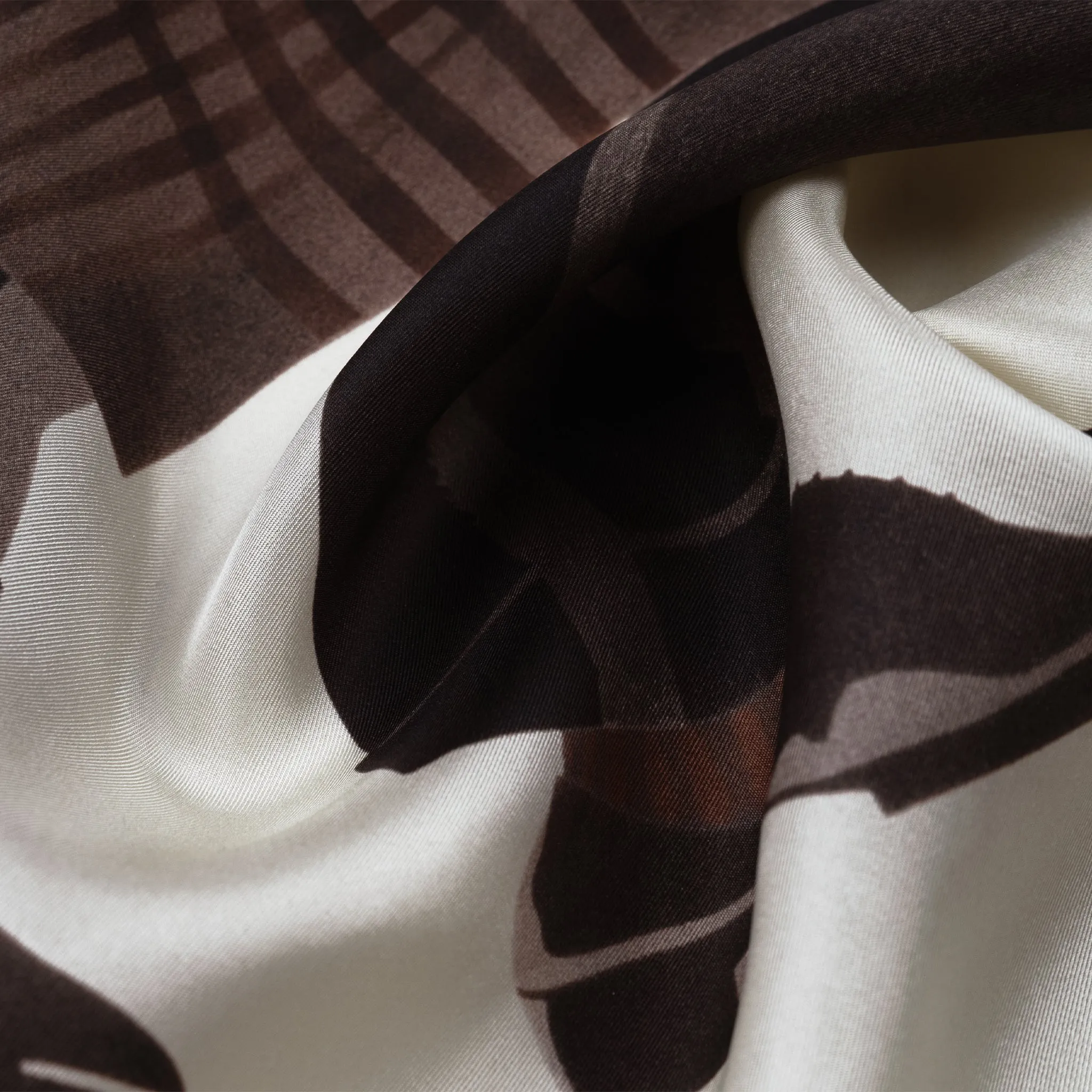 ‘Vernies’ Pocket Square