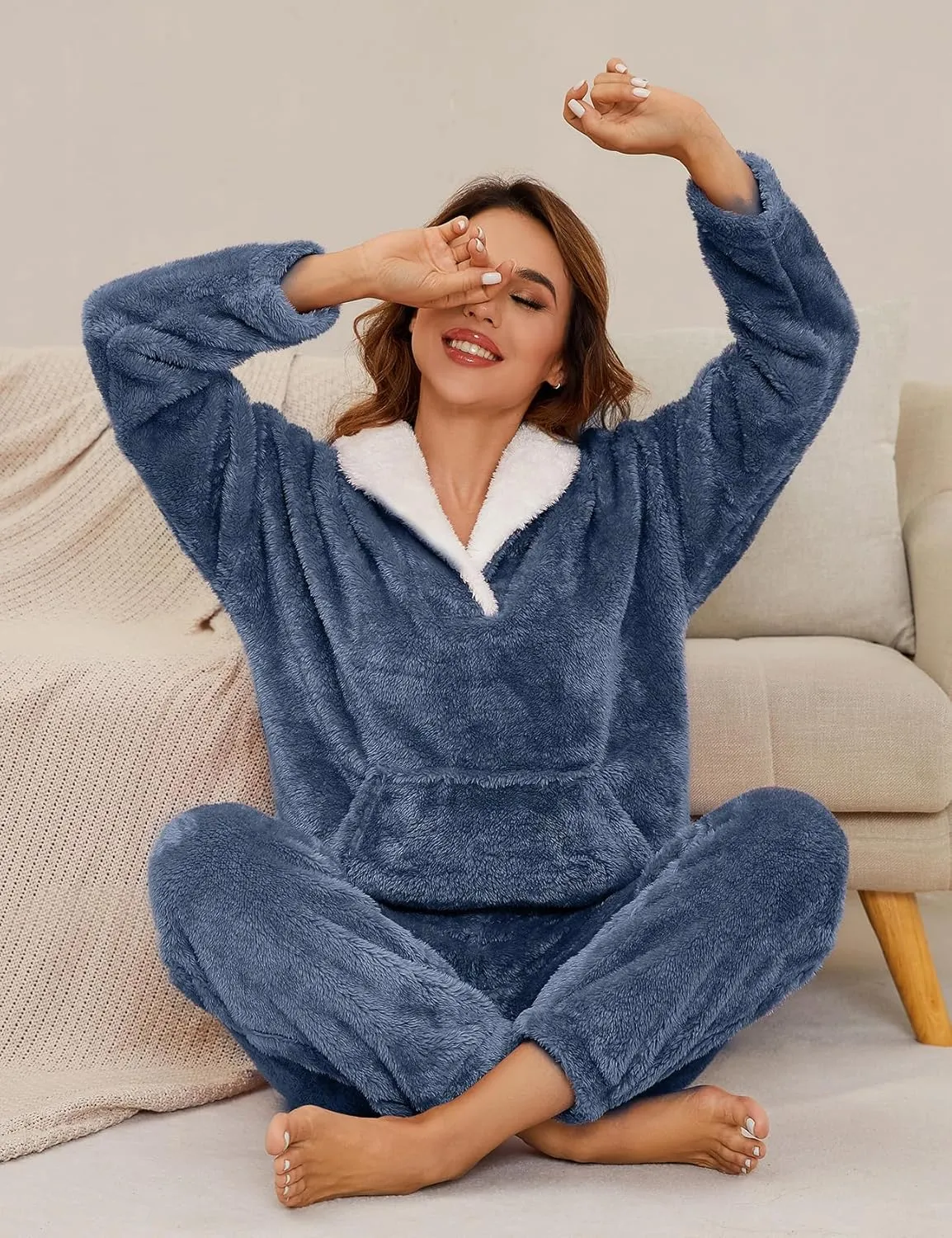 Women's Fluffy Pajamas Sets Fleece Loungewear Sleepwear Long Sleeve Pullover and Pants Set